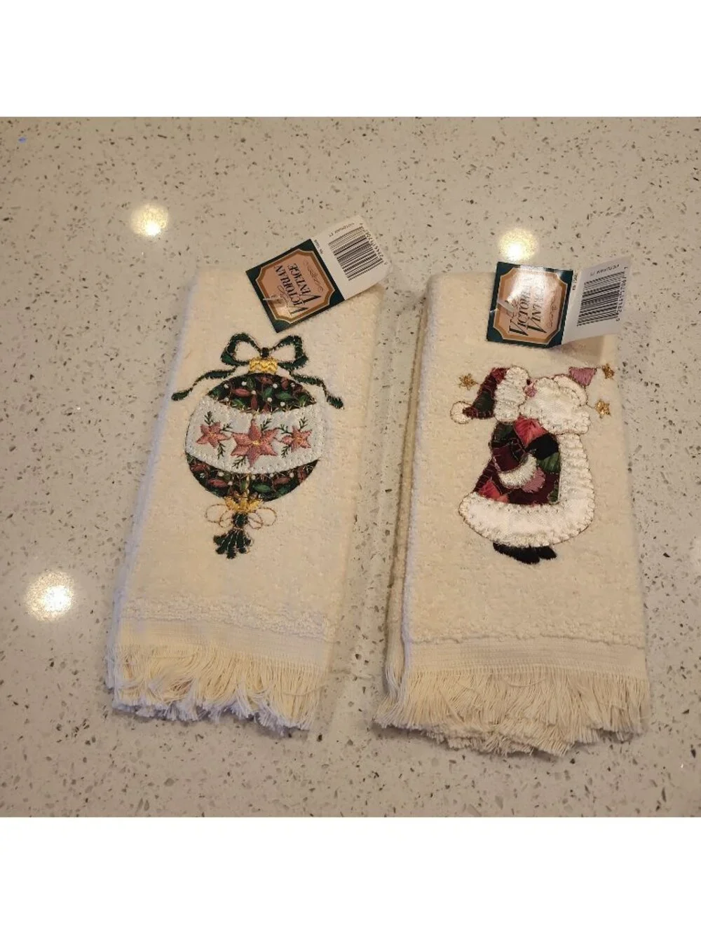 NWT Cannon Victorian Vintage Fingertip Towel Ivory Christmas Ornament Santa
